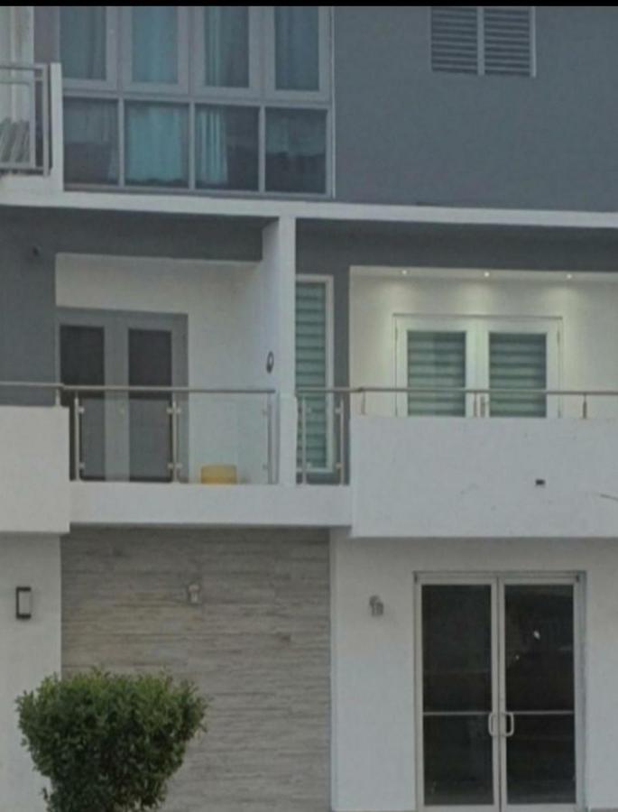 Starfish Luxury Apartment Beach II San Juan Exterior photo